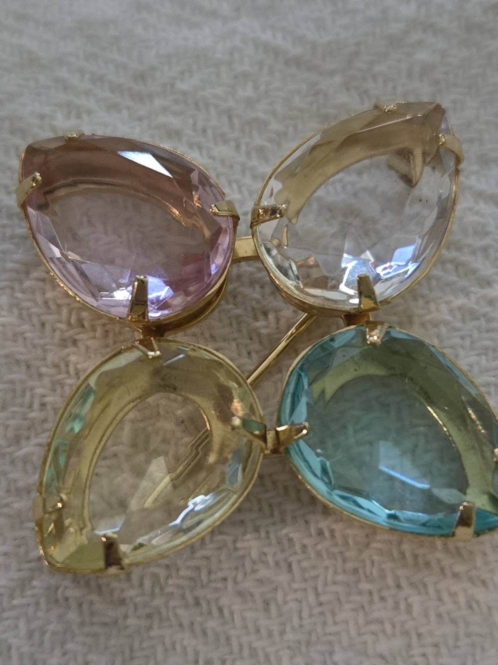 Avon Gold-Tone Pastel Teardrop Crystal Brooch - Pink, Clear, Yellow, Aqua